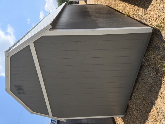 Side Lofted Barn - 10x16
