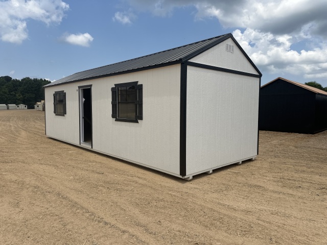Side Utility - 12x32