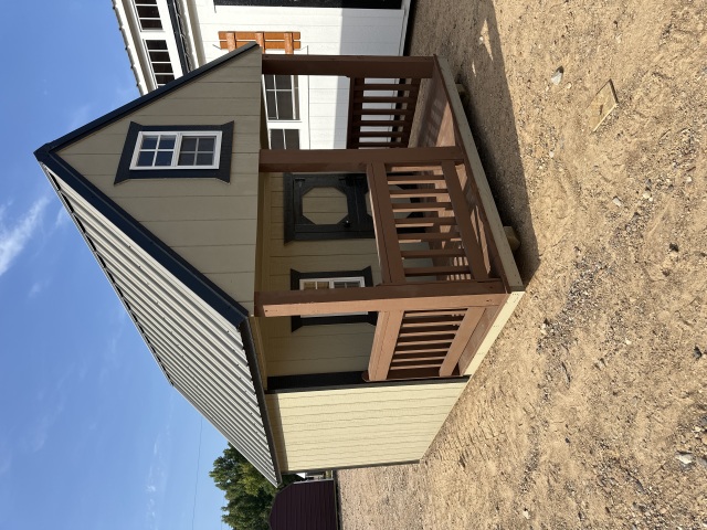 Playhouse (Hideout) - 8x12
