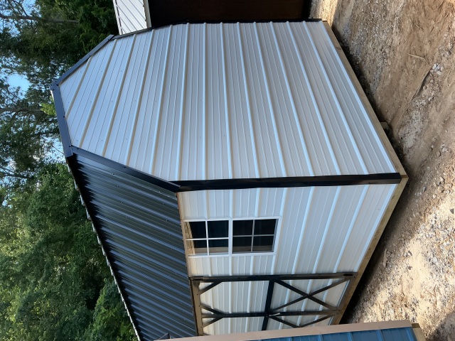 Side Lofted Barn - 10x16