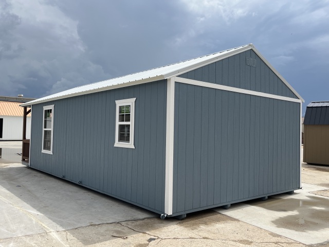 Cabin - 16x32