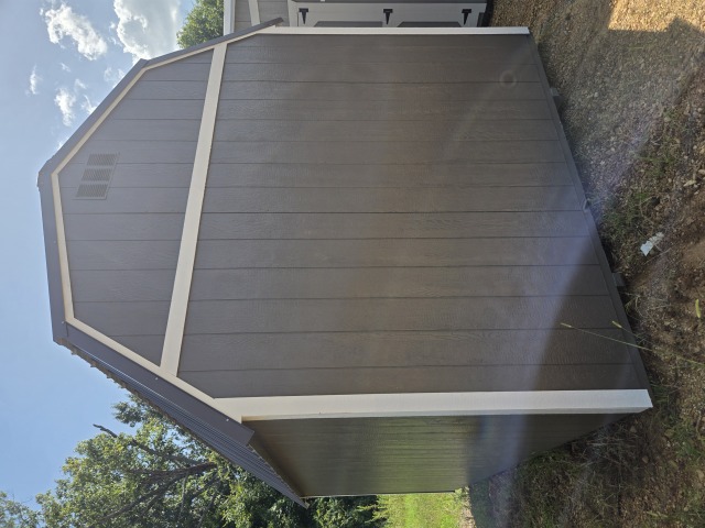Lofted Barn - 10x16