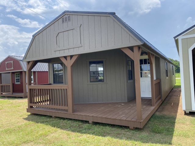 Deluxe Lofted Barn Cabin - 16x50