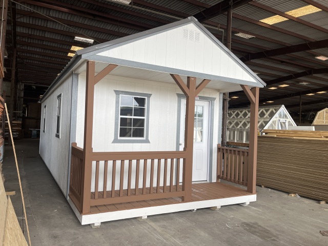 Cabin - 12x32