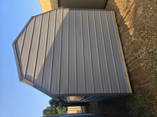 Side Lofted Barn - 10x16