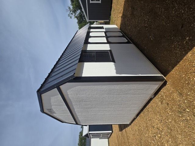 Side Lofted Barn - 10x20