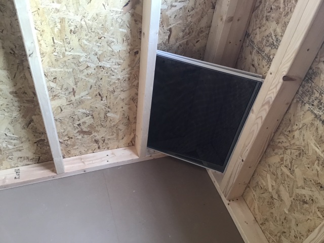 Side Utility - 10x16