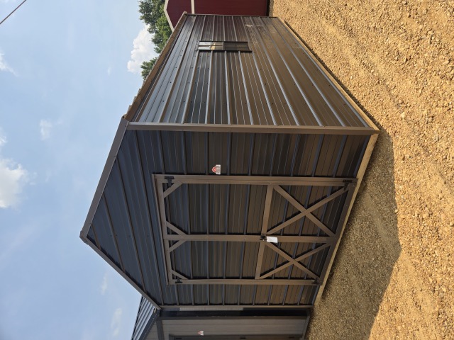 Utility Xtra Height - 10x20