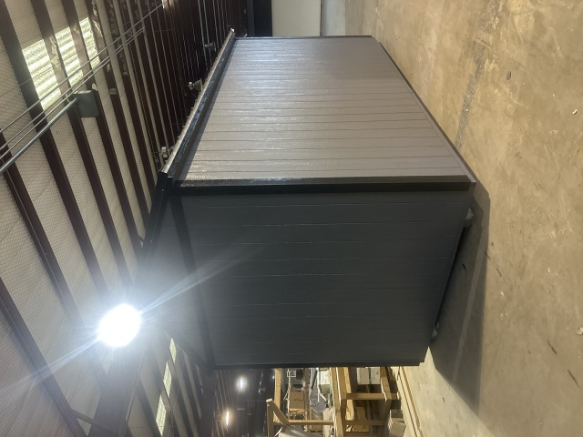 Side Utility - 8x16