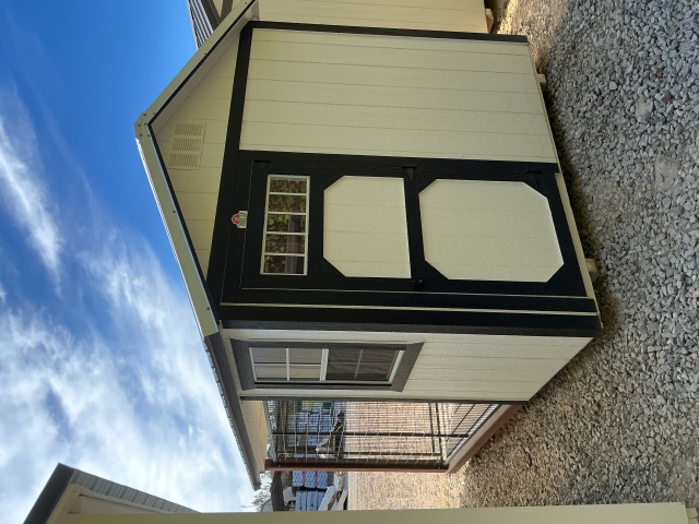 Dog Kennel - 8x12