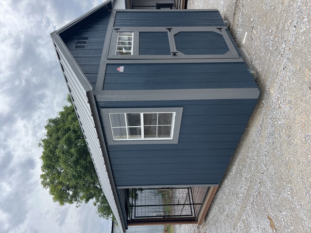 Dog Kennel - 8x16