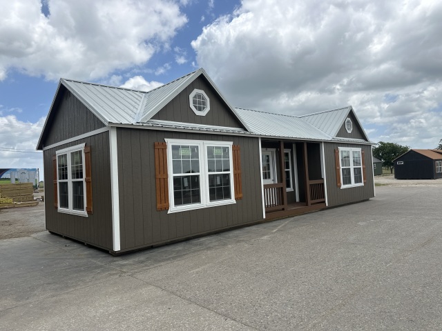 Side Cabin - 16x42