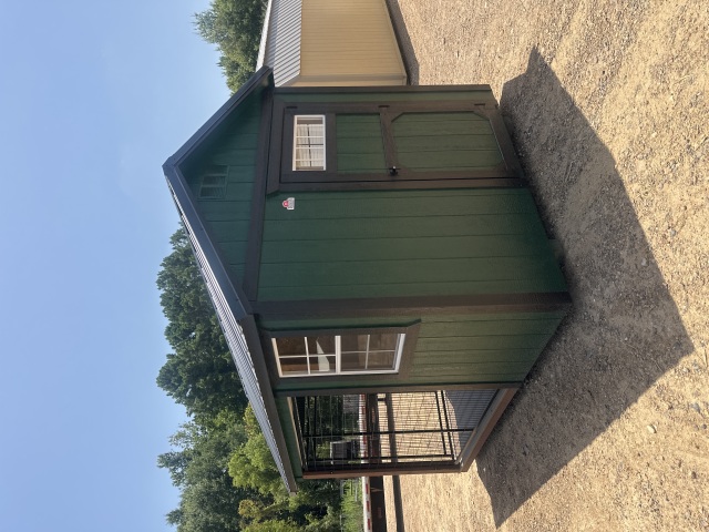 Dog Kennel - 8x12