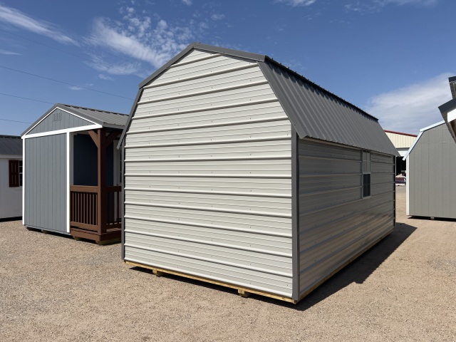 Lofted Barn - 10x20
