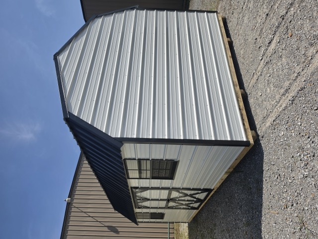 Side Lofted Barn - 12x20