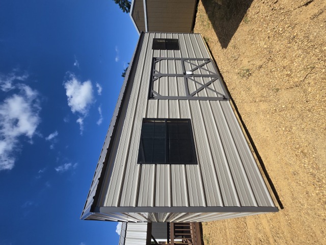 Side Utility - 12x20
