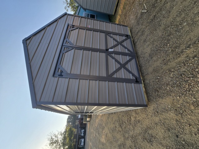Utility Xtra Height - 10x20