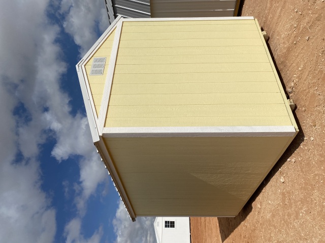 Utility Xtra Height - 8x12