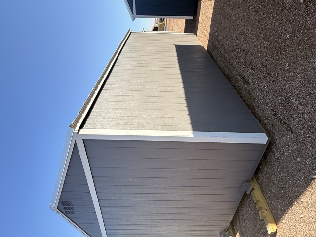 Animal Shelter /w Tack Room - 12x20