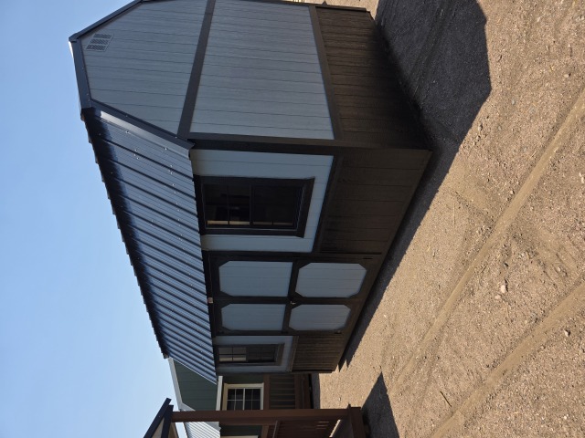 Side Lofted Barn - 10x16