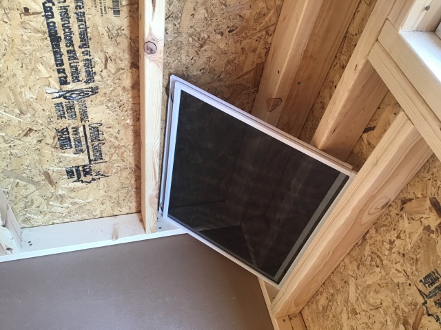 Best Value Wood (Side Utility) - 8x12