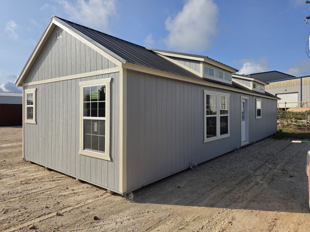 Side Utility - 16x50