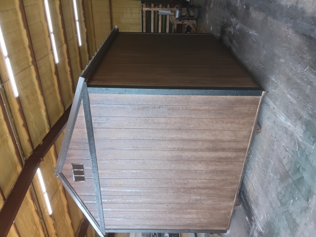Utility Xtra Height - 10x12