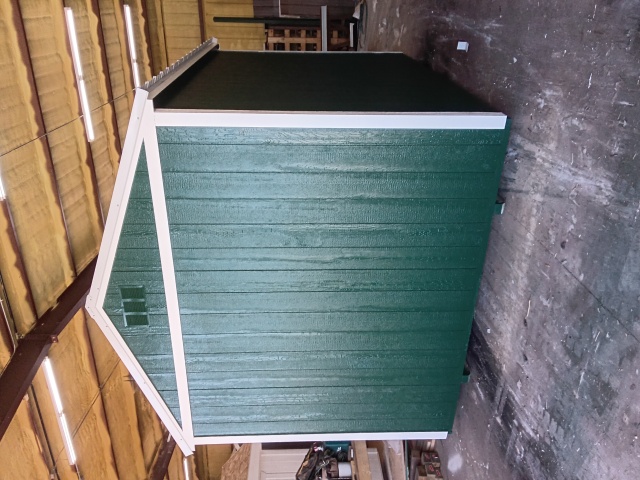 Utility Xtra Height - 10x12