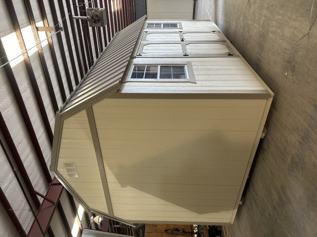 Side Lofted Barn - 10x16