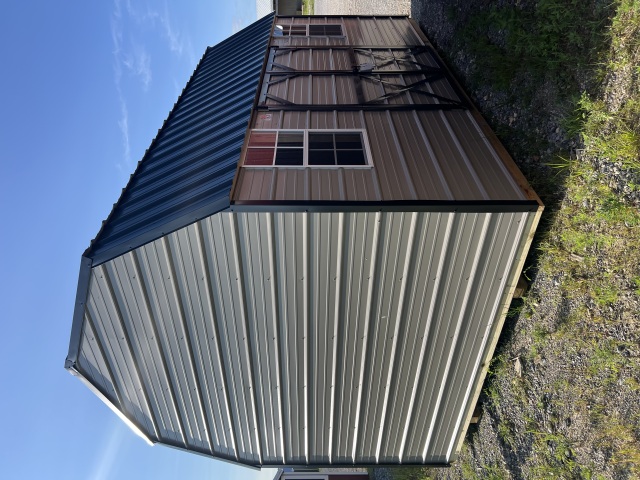 Side Lofted Barn - 10x16