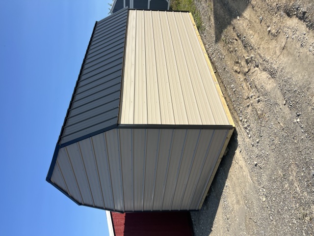 Side Lofted Barn - 10x16