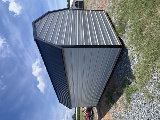 Lofted Barn - 10x20