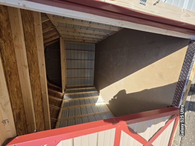 Lofted Barn - 10x16
