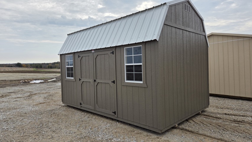 Side Lofted Barn - 10x16