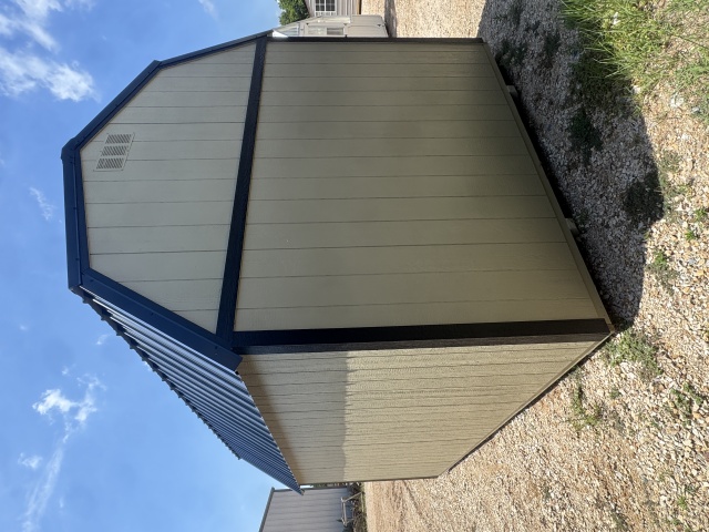 Side Lofted Barn - 10x16