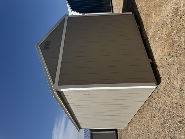 Side Utility - 10x16