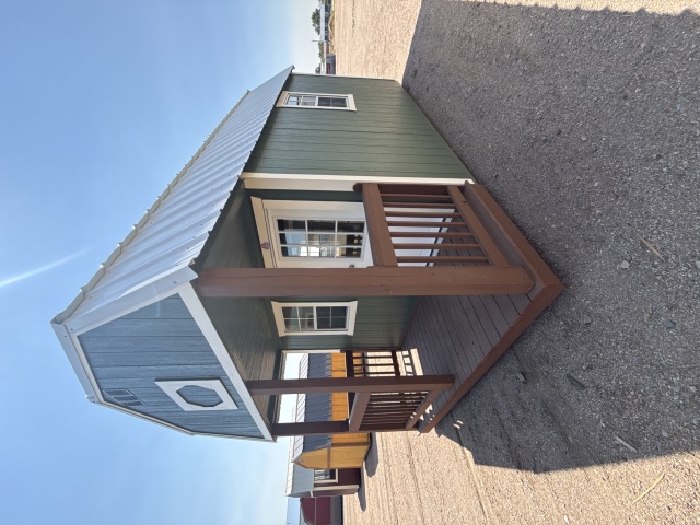 Lofted Barn Cabin - 10x18