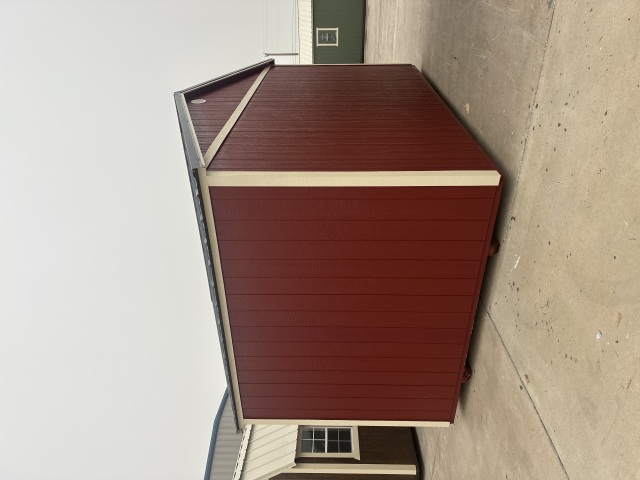 Side Gable Utility - 10x16