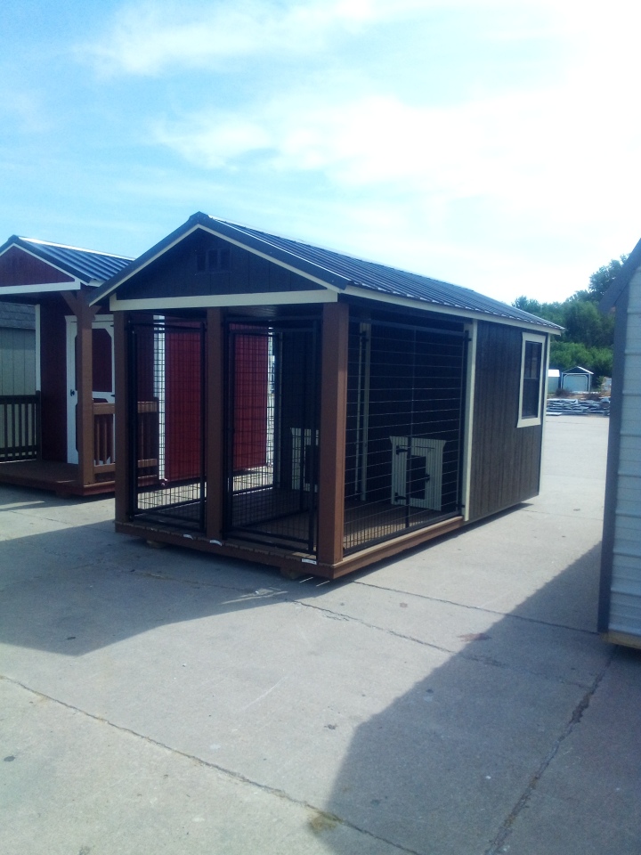 Dog Kennel - 8x16