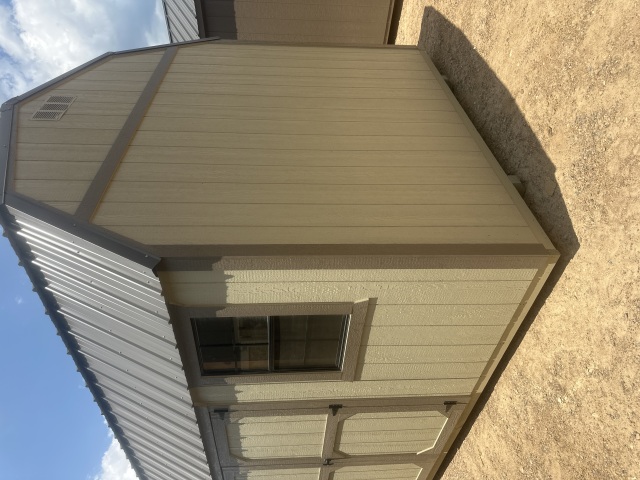 Side Lofted Barn - 10x16