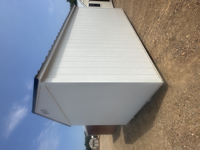 Utility Xtra Height - 10x16