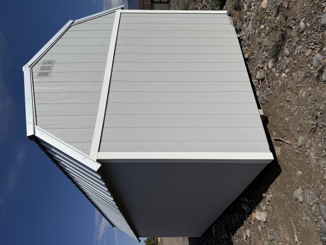 Side Lofted Barn - 10x20