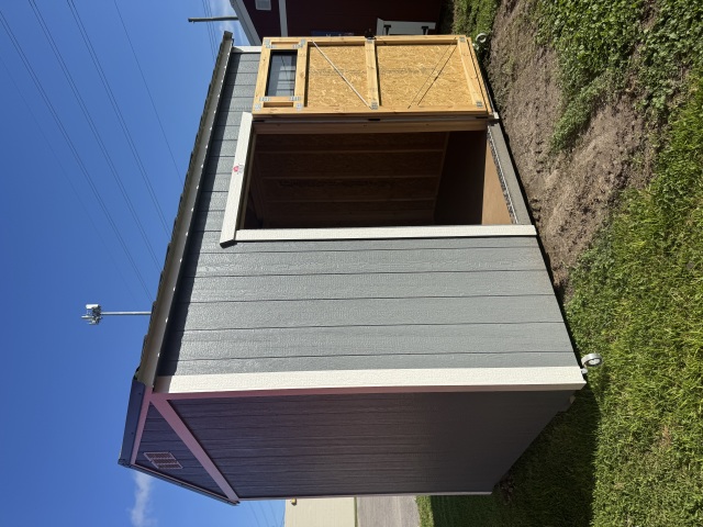 Side Utility - 8x12