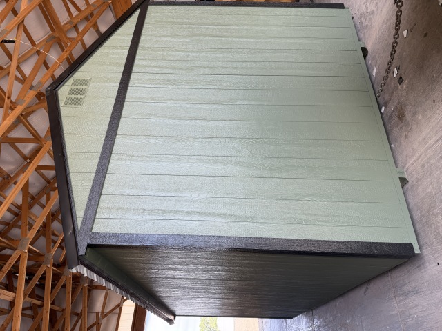 Utility Xtra Height - 10x16