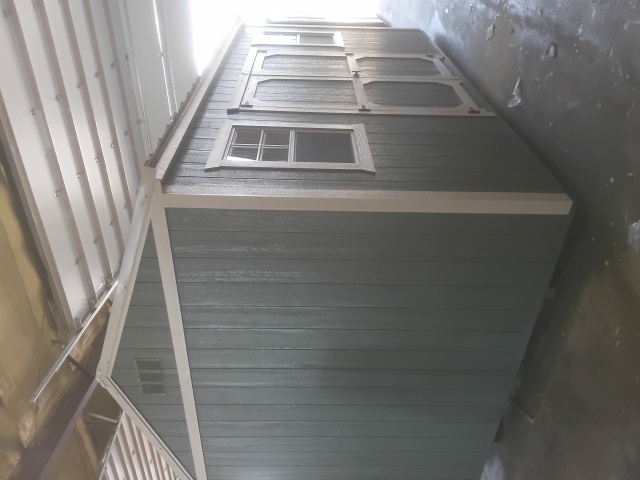 Side Utility - 10x16