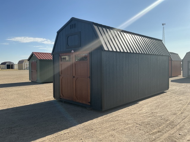 Lofted Barn - 10x20