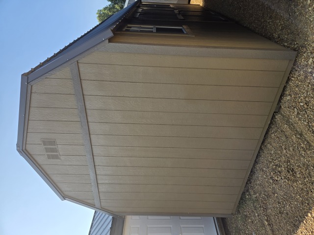 Side Lofted Barn - 10x20
