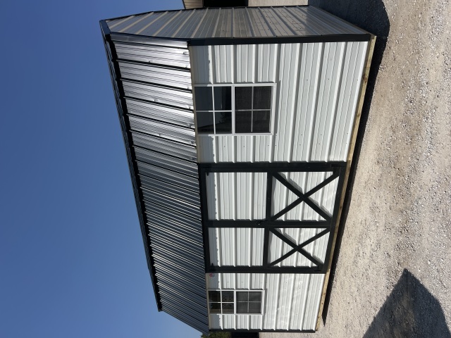 Side Lofted Barn - 10x16