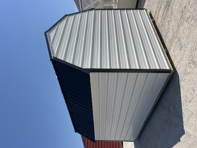 Side Lofted Barn - 10x16