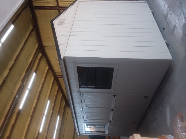Side Utility - 10x16